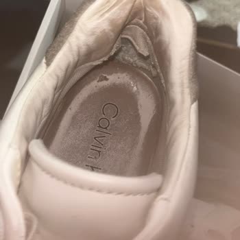 Kısa Sürede Yıpranan Ayakkabı Gerekçesiz Reddedildi