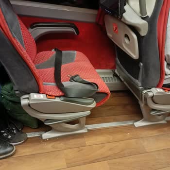 Seçtiğimiz Koltuk Verilmedi Ve Çocuk Emniyet Kemerinde Arıza