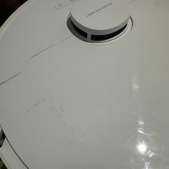 Media Markt'tan Dream Robot Süpürge’de Su Deposu Arızası Ve Üst Çizik