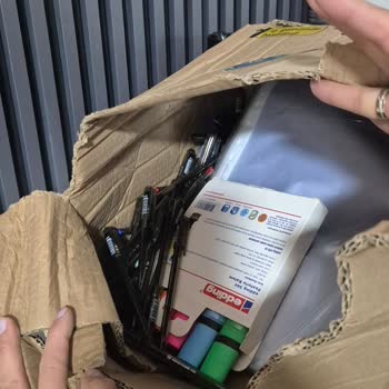 Avansas Hasarlı Paketleme ve Dökülen Kalemler Nedeniyle Güven Kaybı