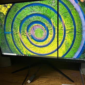 Monitörde Siyah Çizgiler Nedeniyle Değişim Talebi Ve Uzayan İade Süreci