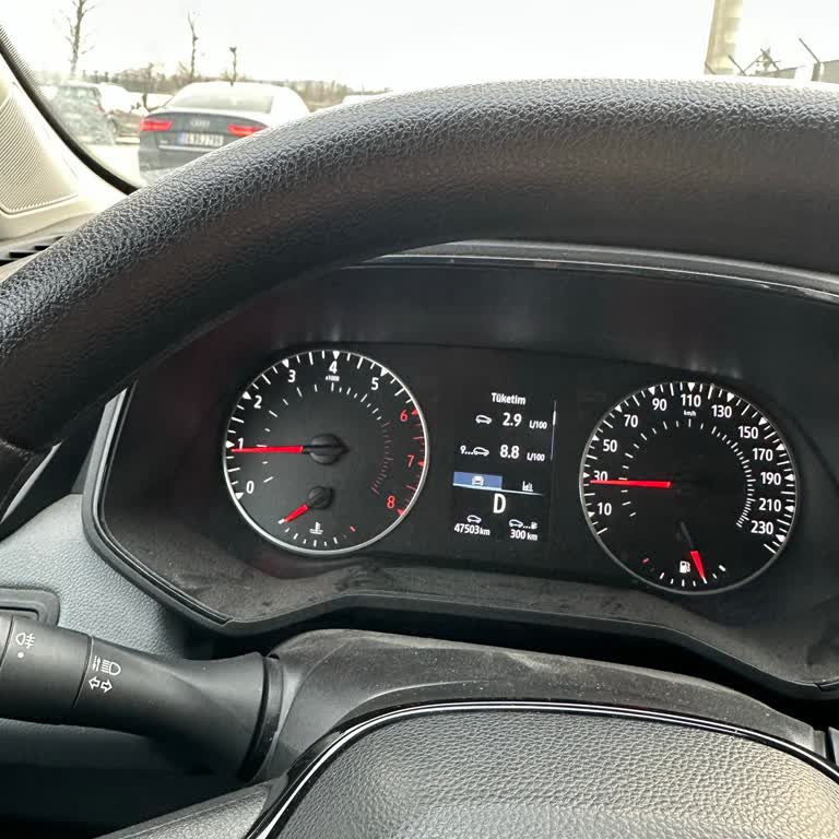 Renault Clio Hararet Göstergesi Ve Kayış Sorunu Garanti Kapsamı Dışında