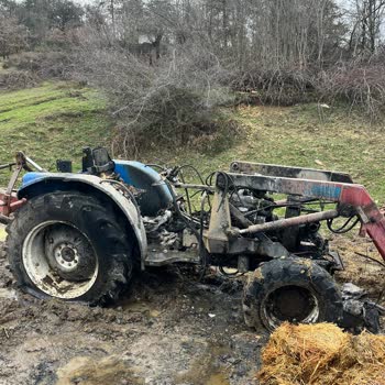 New Holland T480S Traktör Kendi Kendine Yandı Ve Üretim Kusuru İddiası