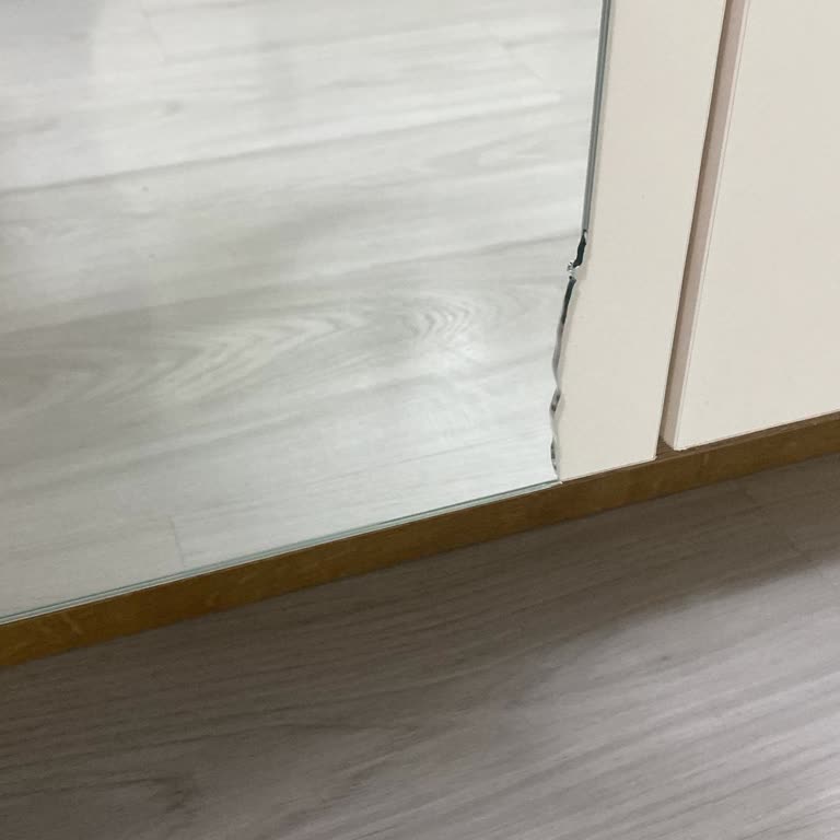 Kırık Cam Ve Montaj Sonrası Yanıtsız Bekleme Şikayeti