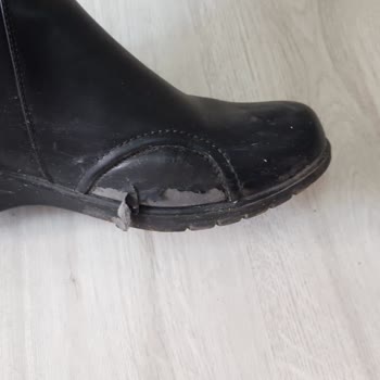 Polaris Botta Kısa Sürede Deri Soyulması Ve Kalitesiz Ürün Şikayeti