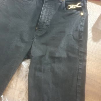 Siyah Denim Pantolonun Renk Değişikliği Ve Çizgilenmesi Üzerine Değişim Talebi
