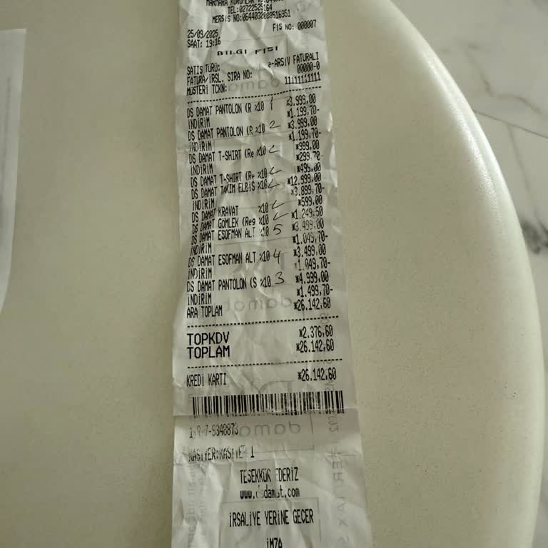 D’S Damat Kumaş İzleri Bırakan Takım Elbiseye Değişim Ve İade Talebi