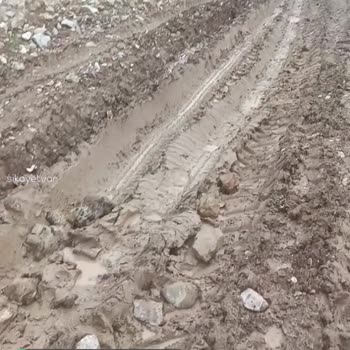 Adıyaman Gerger Oymaklı Köyüne Bağlı Bayık Mezrası Çileli Yolu!
