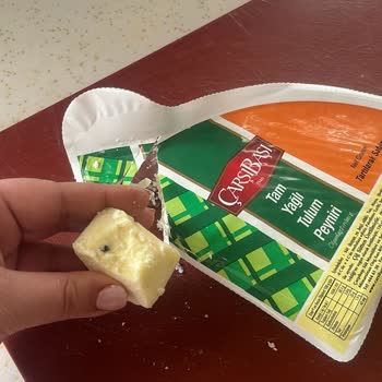 Çarşıbaşı Tulum Peynirden Böcek Çıktı!