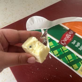 Çarşıbaşı Tulum Peynirden Böcek Çıktı!