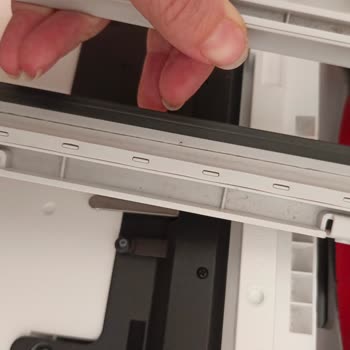 Ücretsiz Söylenen Ana Fırça Kapağı Uzun Süre Bekletildi Ve Ücretli Alınması İstendi