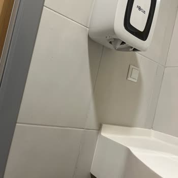 Konya Şehir Hastanesinde Peçete Eksikliği Hastaları Mağdur Ediyor