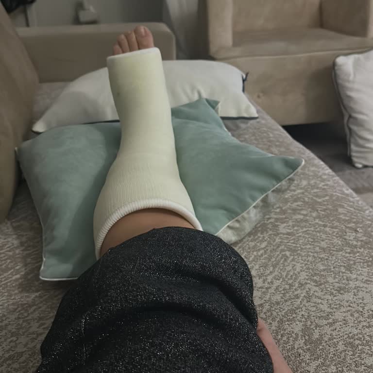 Kırık Ayak Teşhisinde Görüntüleme İhmali Ve Uzun Süreli Ağrı