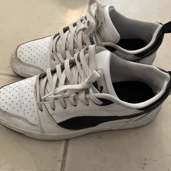 Ayakkabının Sıkması Ve Yara Yapması Nedeniyle Kullanılamaz Hale Geldi