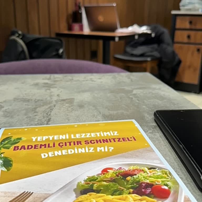 Tavuk Dünyası Izgaranın Sürekli Kapalı Olması Ve Güler Yüz Eksikliği