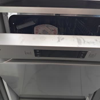 Samsung Bulaşık Makinesinin Kapak Boyası Garanti Kapsamında Değiştirilmedi