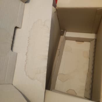 Carrefour'dan Gelen Karcher Makine Sulu Ve Ayıplı Olarak Teslim Edildi