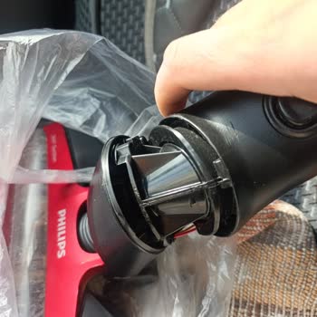 Garanti Kapsamındaki Süpürge Başlık Parçası İçten Kırıldı, Servis 2500 TL Ücret İstiyor