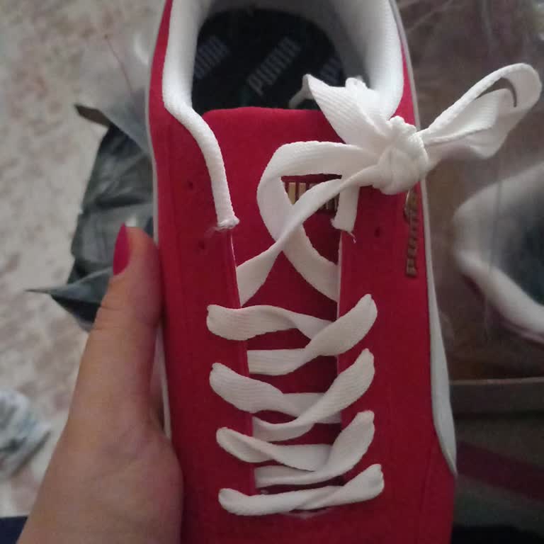 Görseldeki Ayakkabıdan Farklı Ürün Geldi Ve İade Desteği Yok