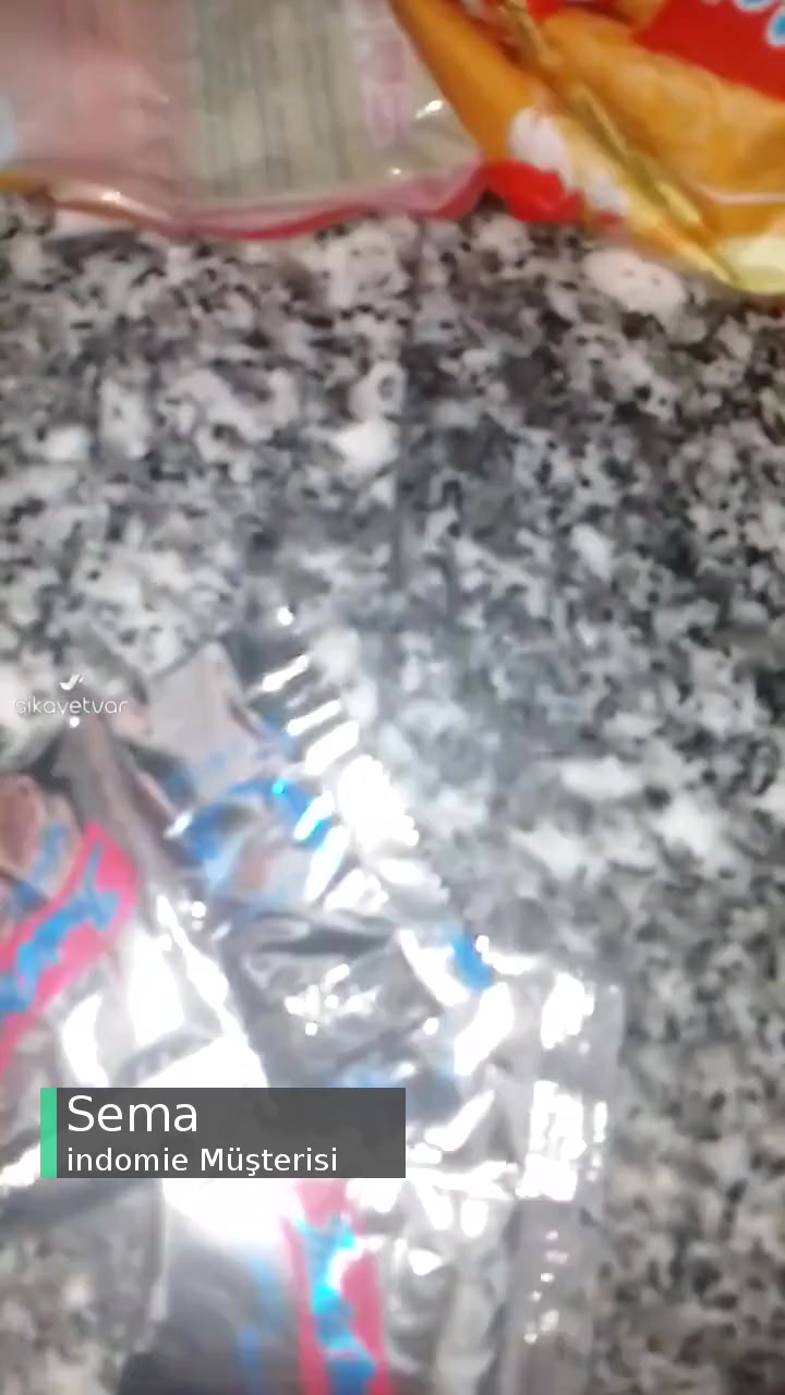 İndomie İçinden Soslar Çıkmadı! videonun kapak resmi
