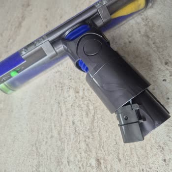 Dyson V12 Sert Zemin Başlığı Kırıldı, Garanti Reddi Ve Ücretsiz Değişim Talebi