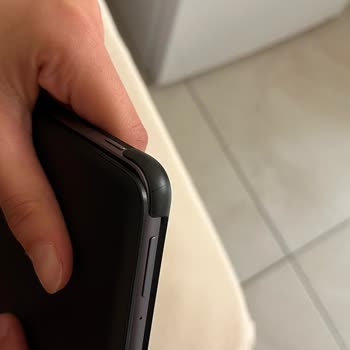 Huawei Tablet Kılıfındaki Çatlak Ve Ücretsiz Değişim Talebi