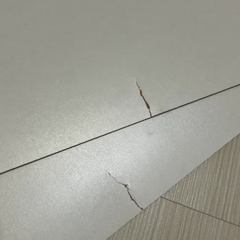 Garaj Home Dolabında Hatalı Ve Kırık Parçalar, Ton Farkı Ve Eksik Ürün İadesi