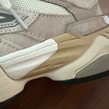 Kremlin Co’da Yanıltıcı Reklam, Defolu Ayakkabı Ve Kötü Müşteri Hizmetleri