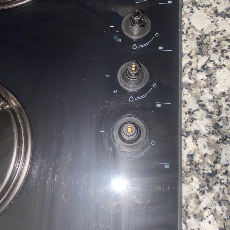 Simfer Ocak Düğmesi Kırık, Ücretsiz Değişim Talebi