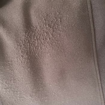 Uşak LCW Kabanı 5 Gün İçinde Deforme Oldu Ve Kalite Şikayeti