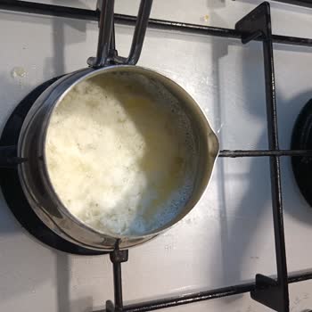 Kaynatınca Katılaşan Torku Sütü İade Ve Açıklama Talebi