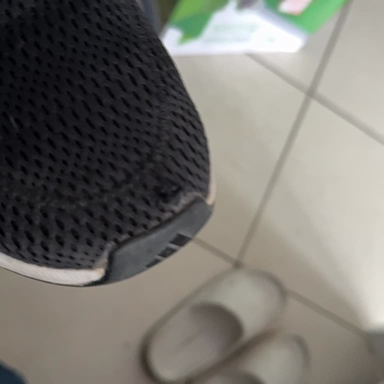 Koray Spor Ayakkabısının Ayıplı Olması Nedeniyle Onarım Ve İade Reddedildi