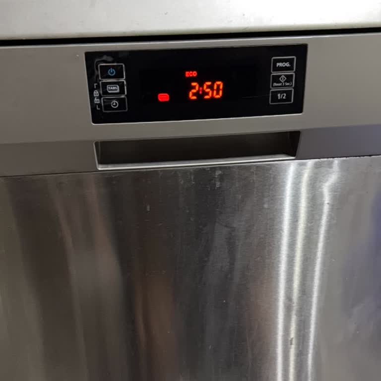 Samsung Bulaşık Makinesinde Tabs Tuşunun Kırmızı Işığı Sürekli Yanıyor Ve Program Çalışmıyor