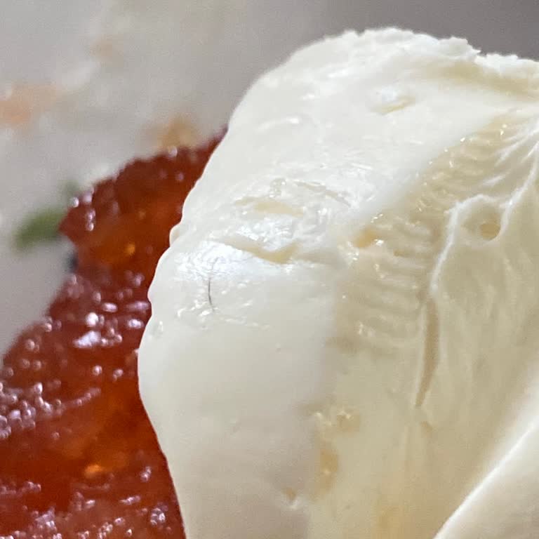 Eker Kaymağında Kıl Çıktı: Migros Hemen Hijyen İhlali