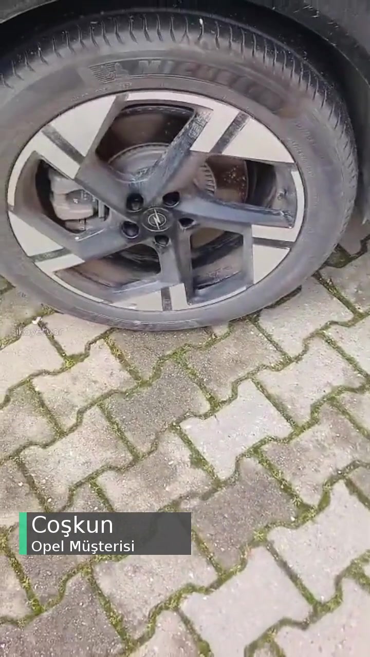 Opel Kendi Kendine Patlayan Sunroof Camı! videonun kapak resmi