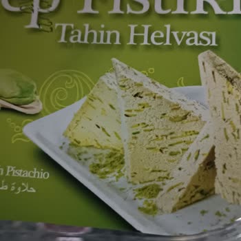 Emek Helva Paketinin İç Kısmı Büyük Ölçüde Boştu