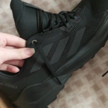 Ayakkabı Ayağımı Sıkıyor, Değişim Talebim Reddedildi