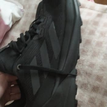 Ayakkabı Ayağımı Sıkıyor, Değişim Talebim Reddedildi