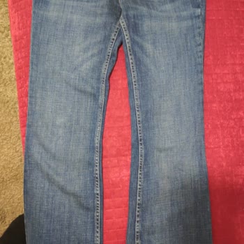 Zara Mağazasında Aşırı Esneyen Kot Pantolon Nedeniyle İade Talebinin Reddedilmesi