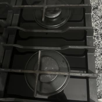 Samsung Ocakta 20 Gün İçinde Paslanma Ve Soyulma Şikayeti: Değişim Ve İade Talebi