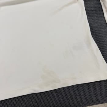 Beko Çamaşır Makinesindeki Yağ Sızıntısı Ve Tekrarlayan Çamaşır Zararları