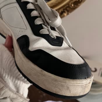 Ayakkabının Kısa Sürede Ayıplı Olması İade Ve Değişim Reddedildi