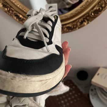 Ayakkabının Kısa Sürede Ayıplı Olması İade Ve Değişim Reddedildi