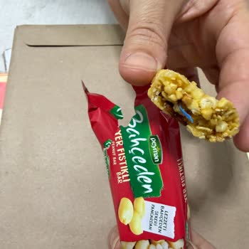 Barın İçindeki Yabancı Madde Ve Son Kullanma Tarihi Eksikliği