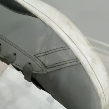 Ciddi Rahatsızlık Yaratan Üretim Hatası İçeren Puma Smash Ayakkabının İadesi Ve Ücret İadesi Talebi