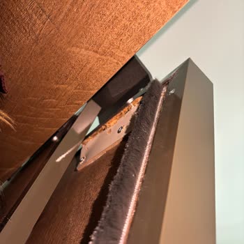 68 Bin TL'lik Alfemo Metropol Gardırop Kapak Rayları Sorunlu, Yenisi İsteniyor