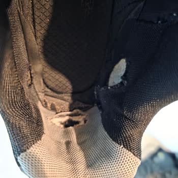 Boyner'den Aldığım Skechers Ayakkabıda 2 Ayda Yırtılma Ve Değişim Talebi