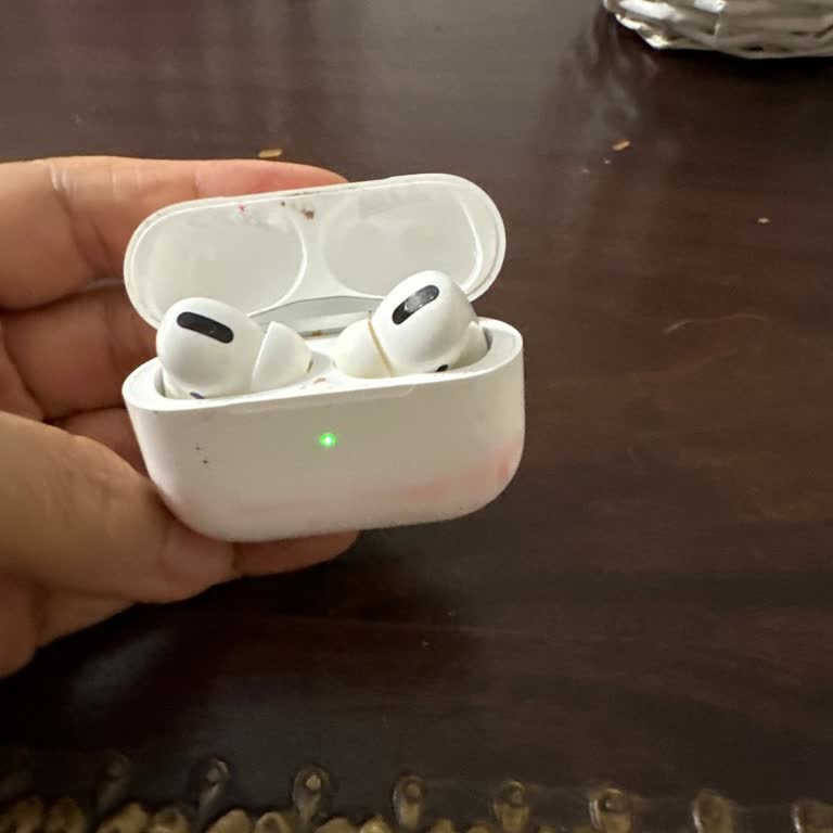 Apple Airpods Pro Sol Kulakta Hışırtı Ve Çözüm Sunulmaması
