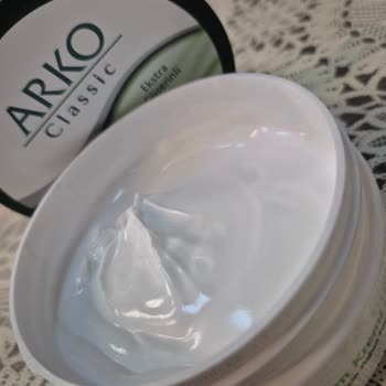 Yarım Dolu Arko Krem Kutusu: Aldatılma Ve Hayal Kırıklığı