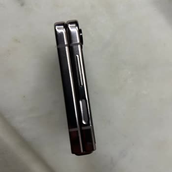 Samsung Galaxy Z Flip5 Sürekli Aşırı Isınma Ve Kapanma Sorunları Nedeniyle Değişim Talebi